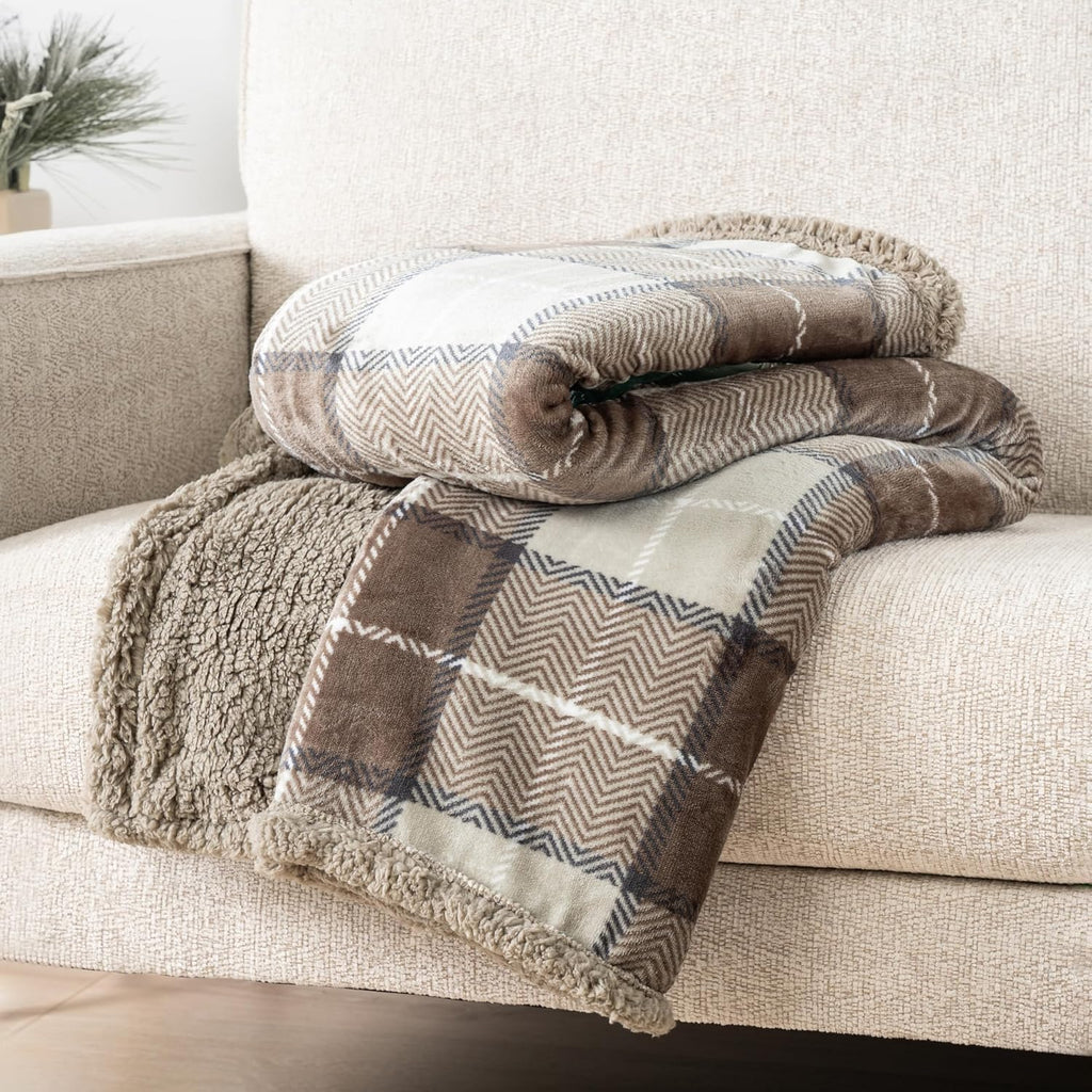 Plaid Sherpa Fleece Throw Blanket