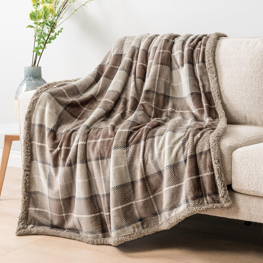 Plaid Sherpa Fleece Throw Blanket